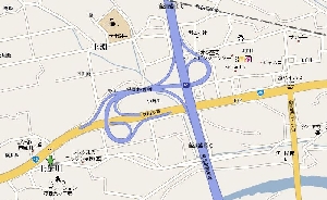 盛岡市 地図オートセンター山口、盛岡ICを下車し、秋田方面へ200m進み、信号左折