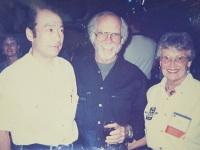 ペンシルベニア州フィラデルフィア市にて、ウイリアム・G・ダビットソンご夫妻と一緒に写真。ハーレーダビットソン創設者三代目、通称「ウィリー・G」